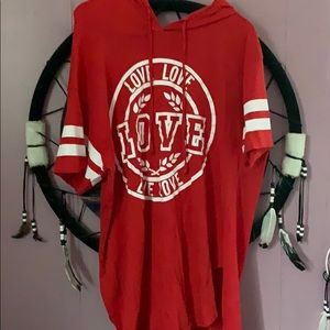 A short sleeve thin hoodie